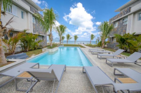 Отель L'Escale 3 bedrooms Sea View and Beachfront Suite by Dream Escapes  Тамарен